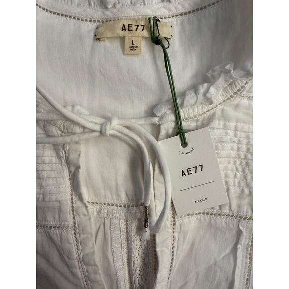 AE77 American Eagle Blouse Women's Sz L White Boho Peasant Tie Neck Eyelet NWT - Picture 3 of 6